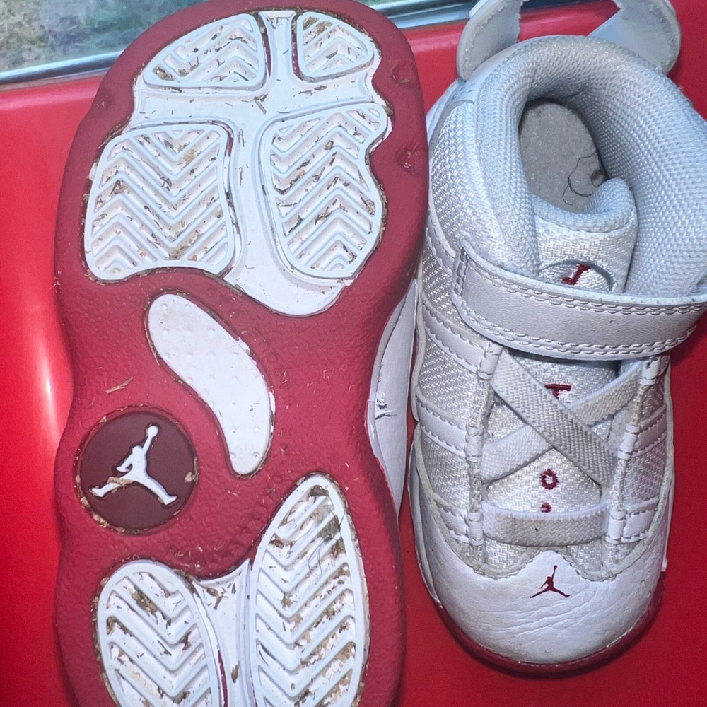 Toddler jordan size 6